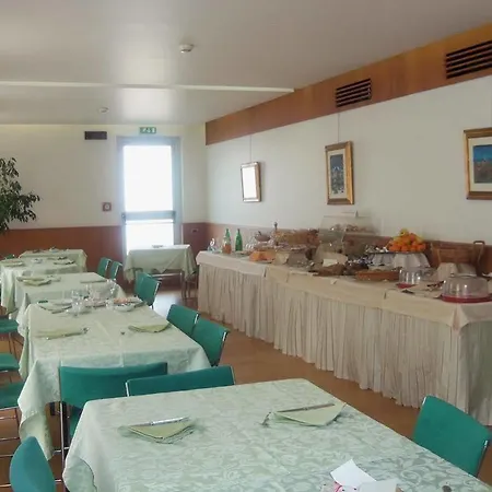 Il Leon D'Oro Bari - By Farace Hotels Otel