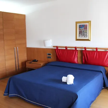 Szálloda Il Leon D'Oro Bari - By Farace Hotels