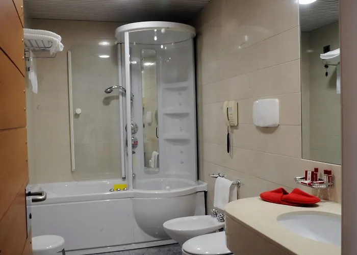 Il Leon D'Oro Bari - By Farace Hotels מלון 4*