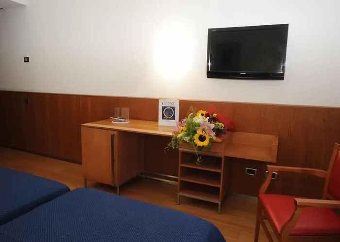 מלון Il Leon D'Oro Bari - By Farace Hotels בארי